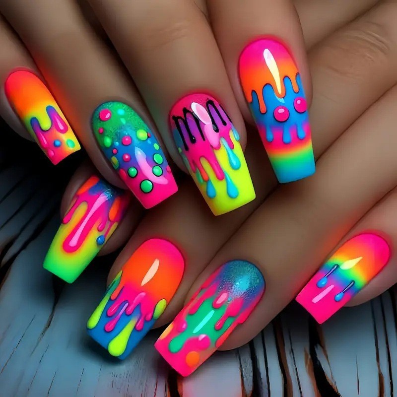 Nail Art Fake Nails - 24 Stück/Set kurze, mittellange künstliche Nägel