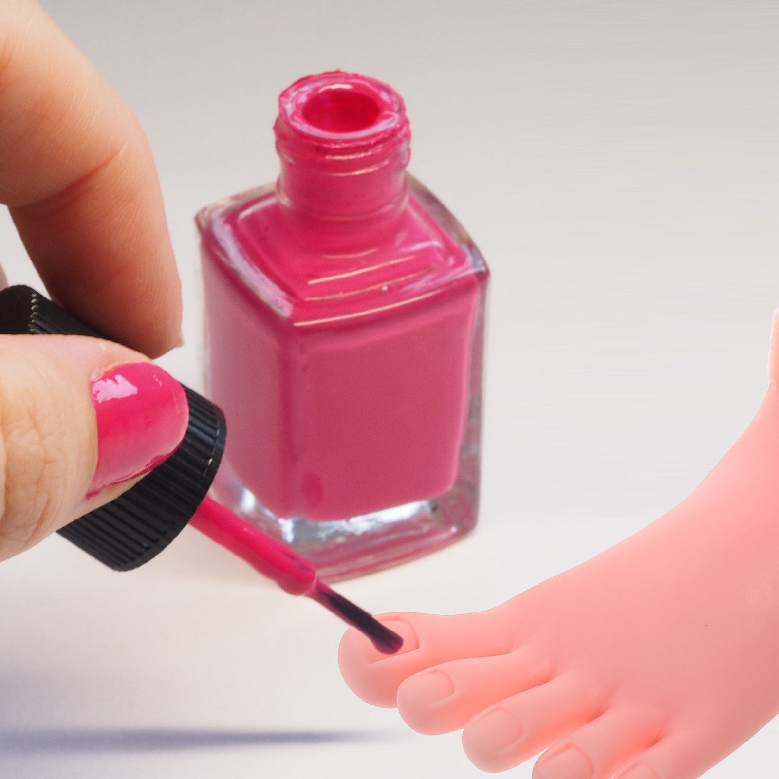 Nail Art Fake Nails - 2 Stück Maniküre-Übungshand und -Fuß für