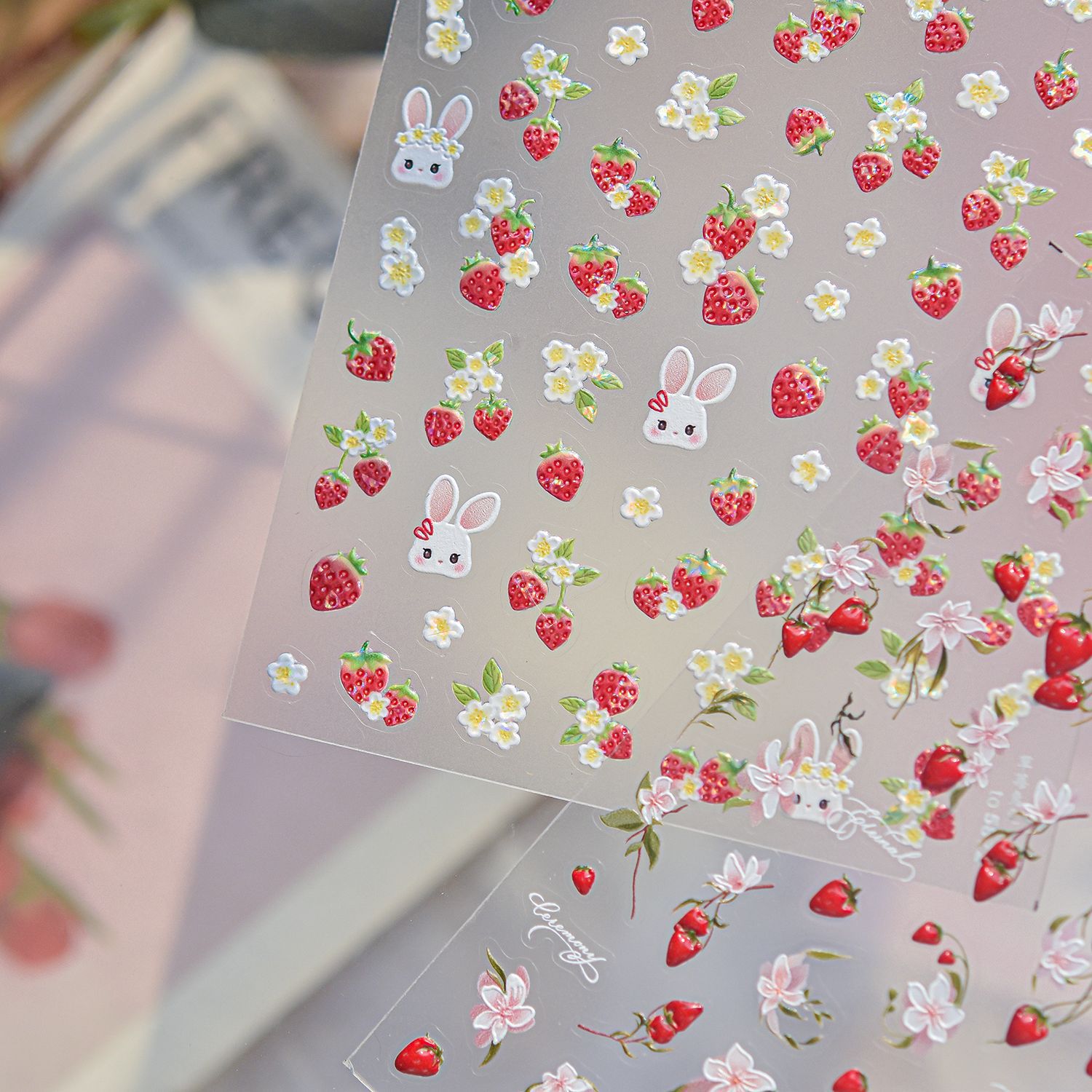 Nail Art Strawberry - Sanfte florale 5D Nagelkunst-Sticker: Französische niedliche