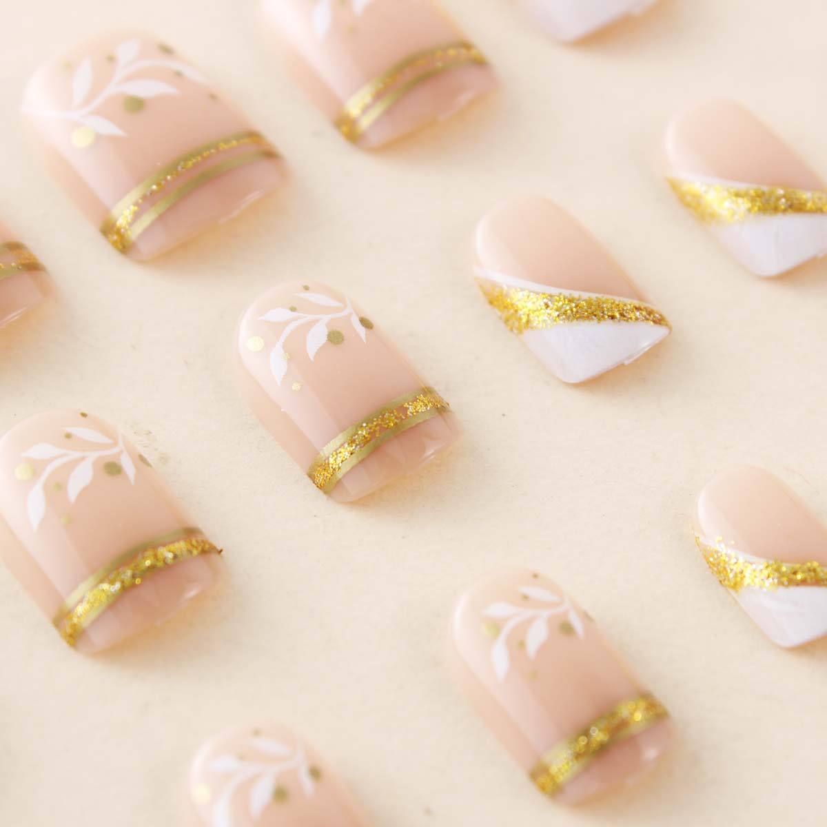 Kurze, quadratische Press-On-N – Nail Art Fake Nails Bewertung und Preis