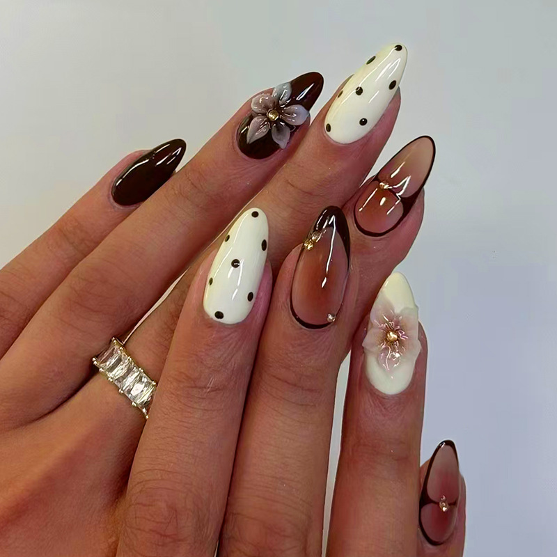 24 Stück Fertige Mandel-Press- – Nail Art Pink Bewertung und Preis
